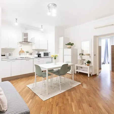 Easylife - Gem In The Heart Of The Navigli Milan