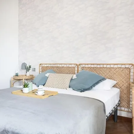 Easylife - Gem In The Heart Of The Navigli