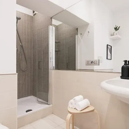Easylife - Gem In The Heart Of The Navigli Apartment