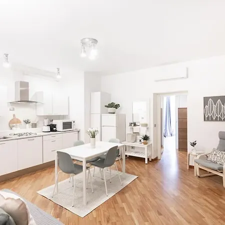 Easylife - Gem In The Heart Of The Navigli Milan